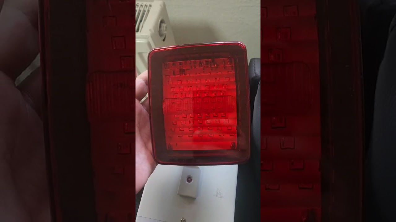 LED стоп-габарит с 70 LED диода, 12-24V, с 2 функции – стоп и габаритна светлина