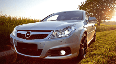 Opel Vectra C: Устойчивост и стил, който издържа през времето