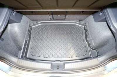 Гумирана стелка за багажник за Seat Leon IV / Leon IV Hybrid hatchback (2020+) / Cupra Leon Mild-Hybrid hatchback (2022+); lower boot; models without adjustable boot floor