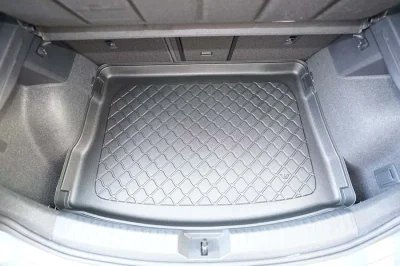 Гумирана стелка за багажник за Seat Leon IV / Leon IV Hybrid  / Leon IV e-Hybrid PHEV / Cupra Leon / Cupra Leon e-Hybrid hatchback (2020+); upper boot; adjustable boot floor in top position