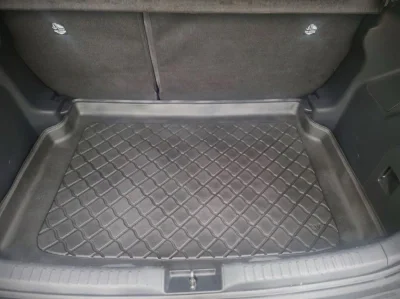 Гумирана стелка за багажник за Toyota Yaris IV (XP210) / Hybrid (2020+) / Mazda 2 Hybrid (2022+); upper boot (on double boot floor)