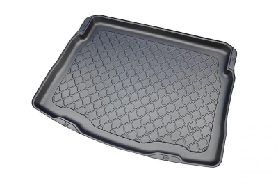 Гумирана стелка за багажник за Volkswagen Tiguan II (2016+) lower boot ; no spare tyre ; adjustable boot floor in the lowest position