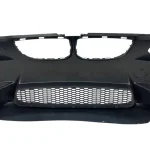 Предна броня за BMW E90 (2008+) - М3 дизайн с  бъбреци, отвори за халогени, маркирана за парктроник