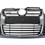 Предна броня за Golf 5 - R32 с R32 решетки без халогени - Хром