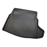 Гумирана стелка за багажник за Mercedes C-Class W205 (2014+) Sedan back seat leaning forward (foldable); right wing removable for models with net