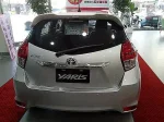 Спойлер антикрило за Toyota Yaris (2014-2019) - черен гланц