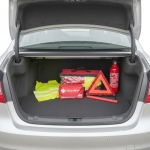 Пълен Авариен Комплект за автомобил – безопасност и първа помощ